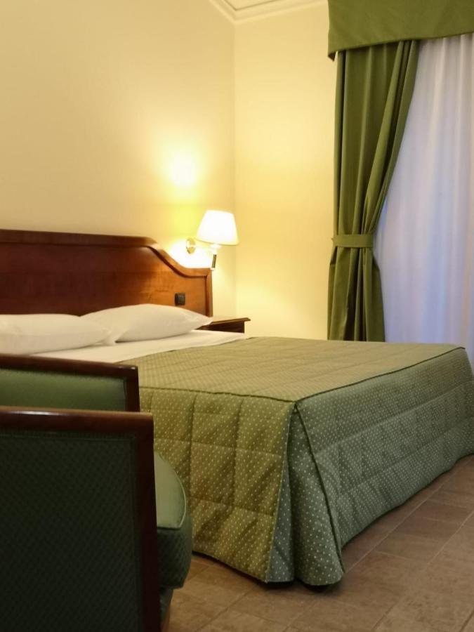 Hotel Villa Peretti Джела Екстер'єр фото