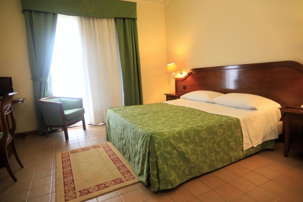 Hotel Villa Peretti Джела Екстер'єр фото